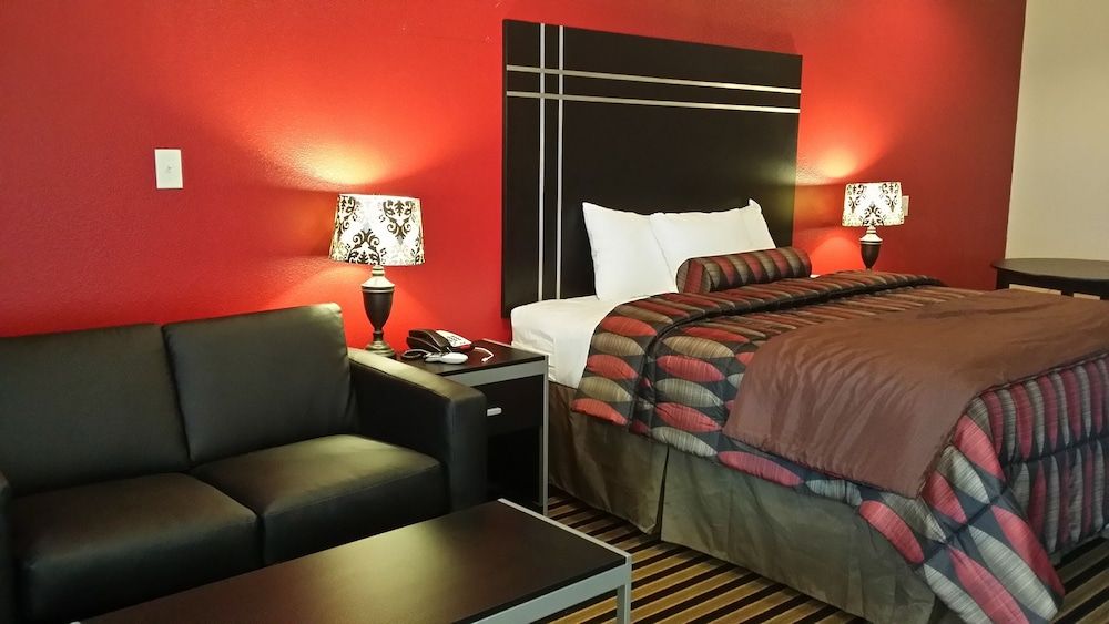 Texan Inn and Suites Tilden 3