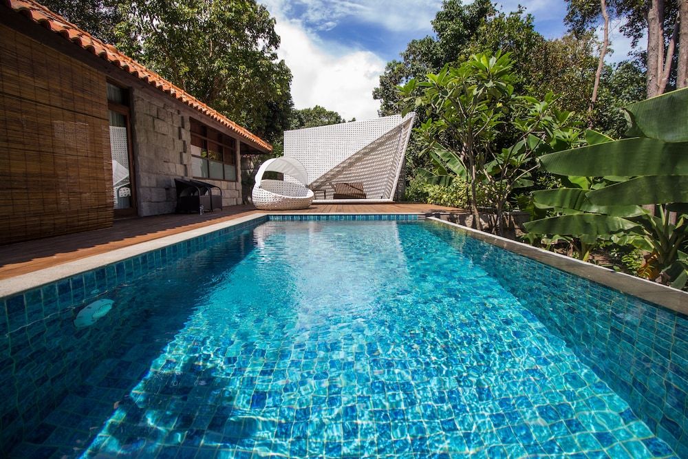 Arumdalu Private Resort -1 estrellas en Membalong