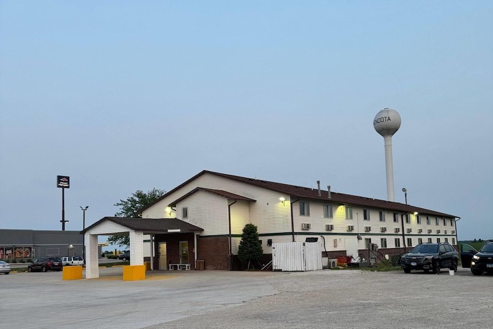 Super 8 by Wyndham Mendota I-39 2 estrellas en Mendota