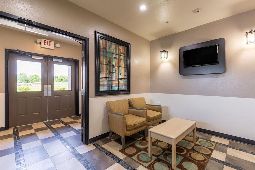 Studio 6 Bay City, TX 3