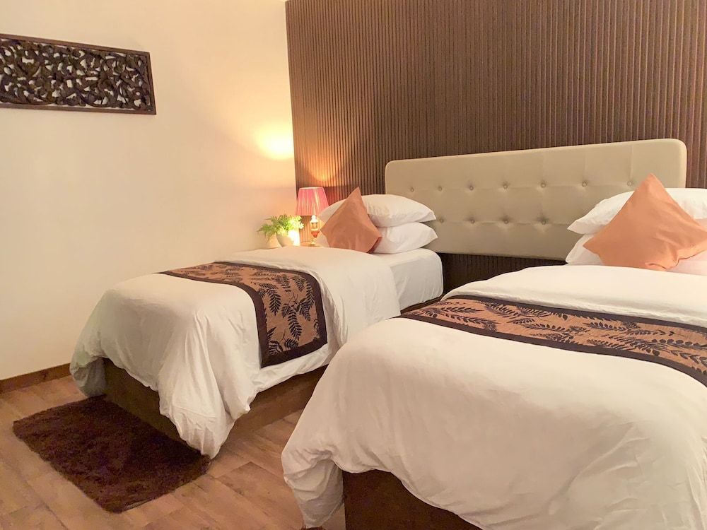 Himeyn Beach Inn Ocho Homes 3