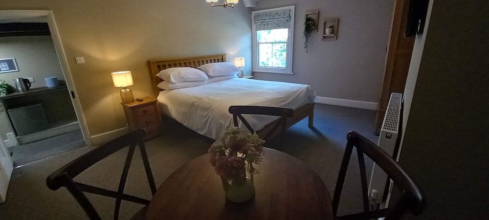 The Buck Hotel 3