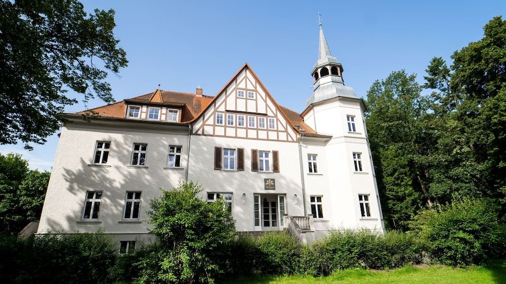Schloss Sigrön Superior Camping & Hotel -1 estrellas en Bad Wilsnack