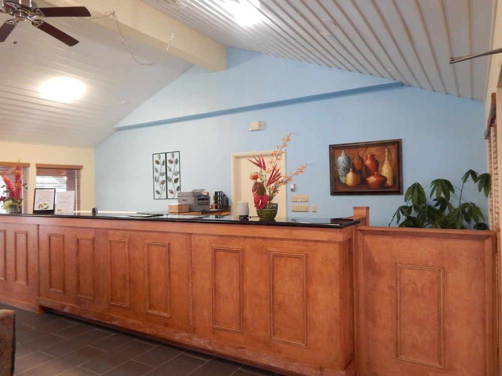 Regency Inn lola Kansas 3