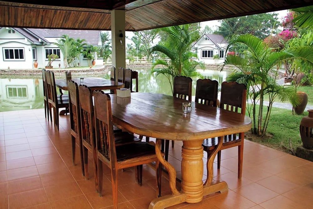 Baan Sanuan Resort 2