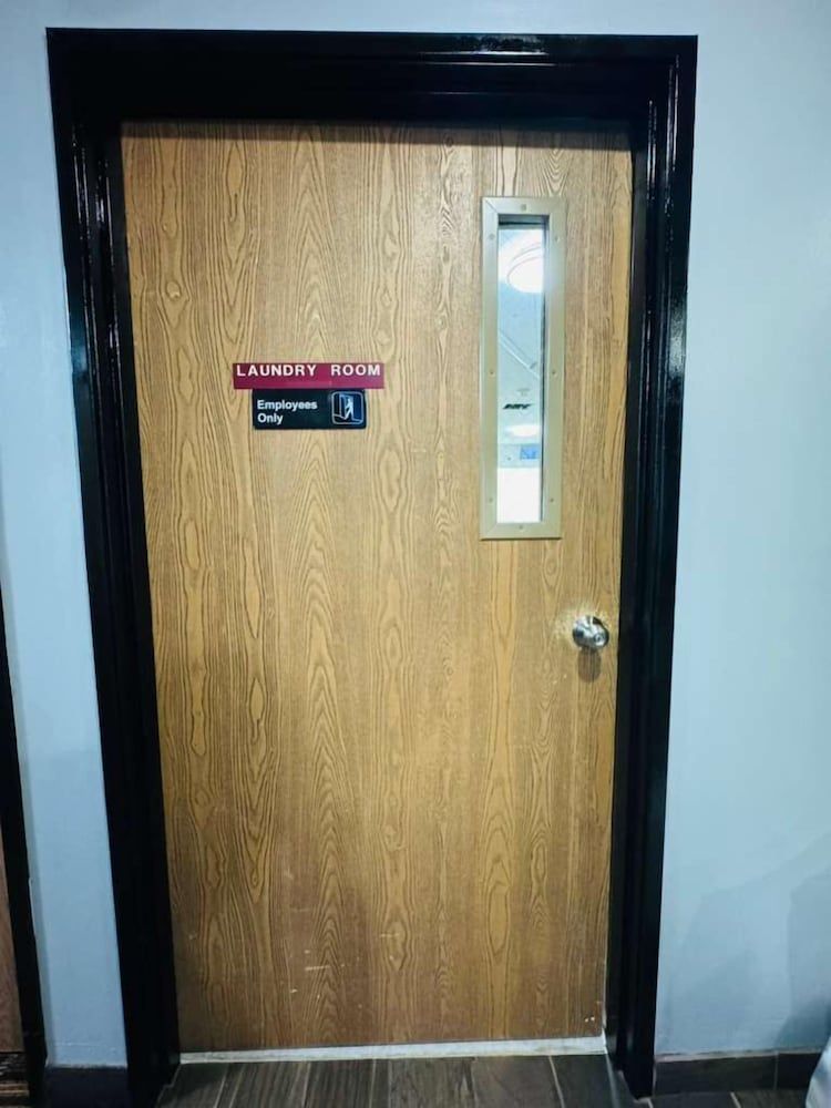 Super Star Inn & Suite Lincoln Crete 2