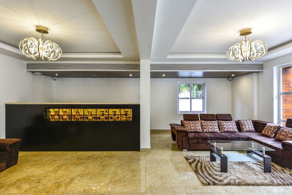 Hotel Golden Plateau 2