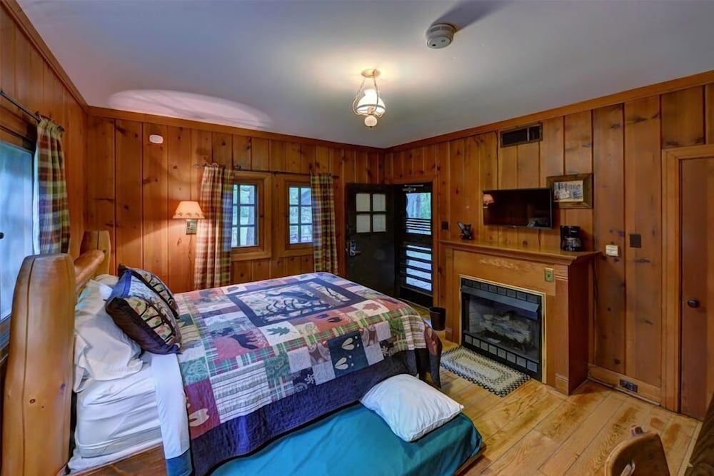 White Pines Lodge -1 estrellas en Stratford