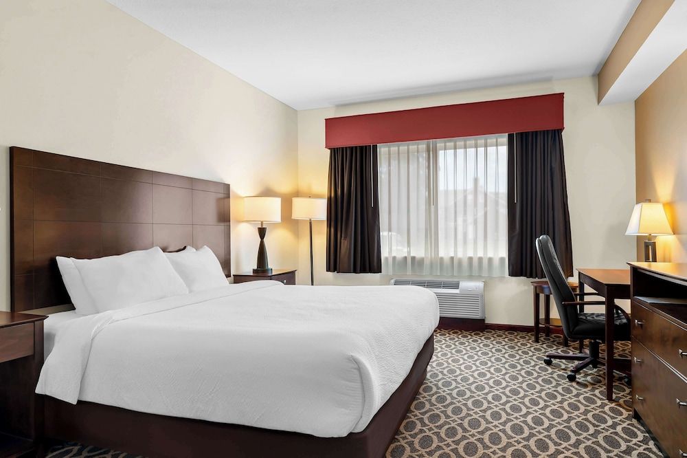 Best Western Paradise Inn 3 estrelas em Savoy
