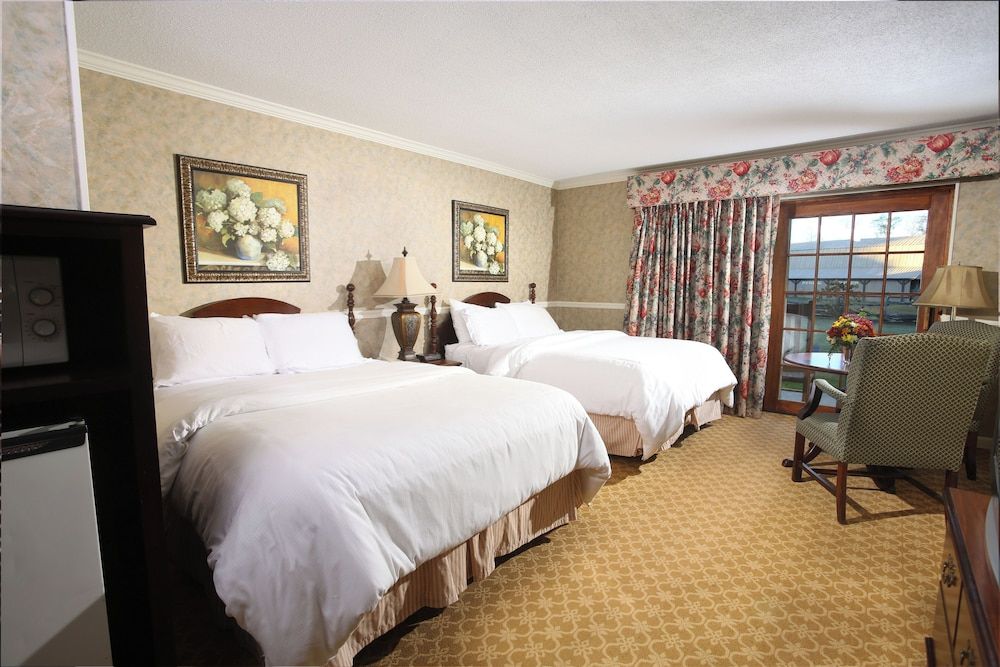 Dillard House 3