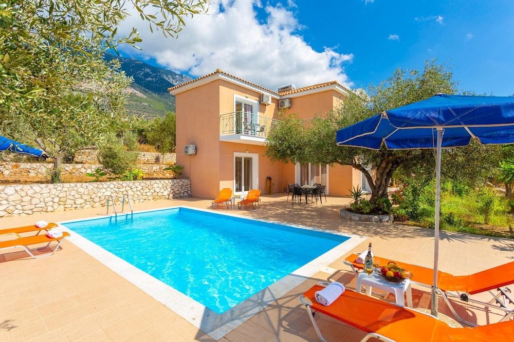 Villa Eri in Vlachata -1 estrellas en Lourdata