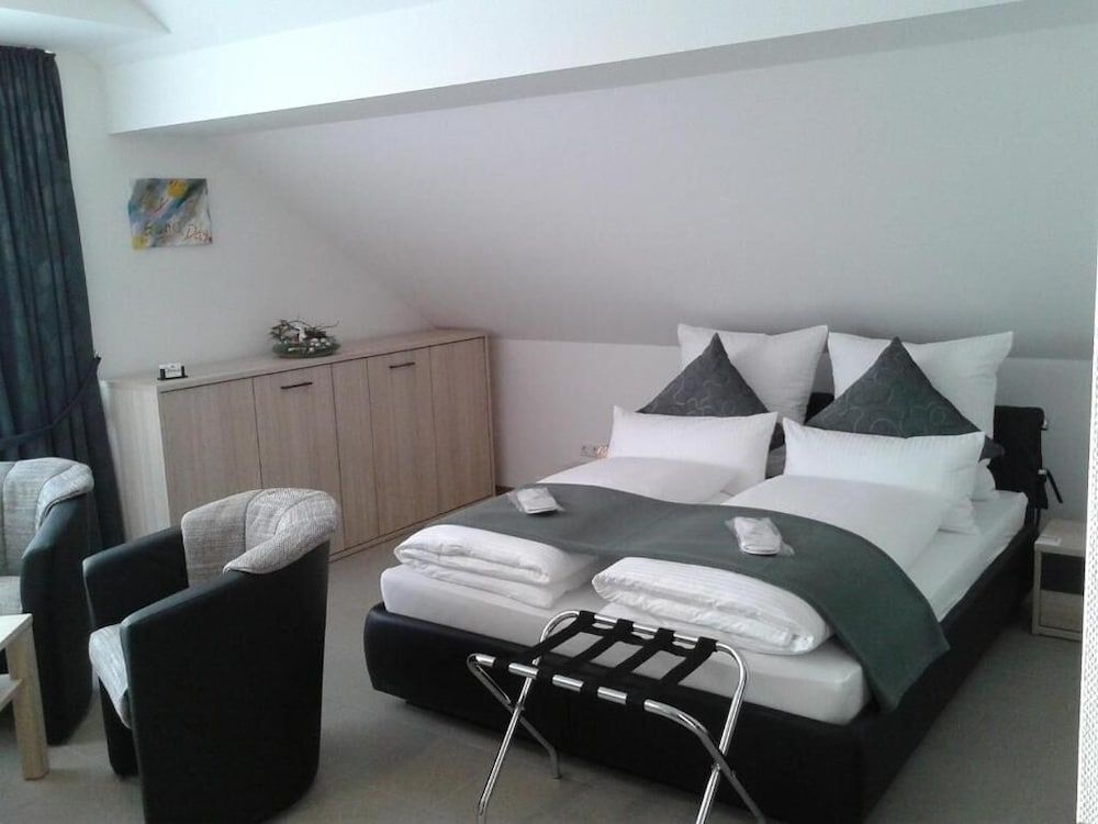 DZT-Schwarzwaldhotel Garni 3