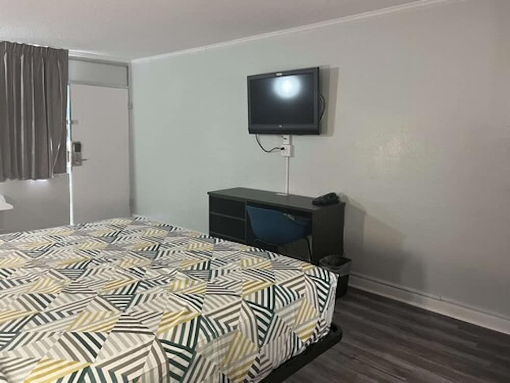 Studio 6 Suites Pocomoke City, MD 3