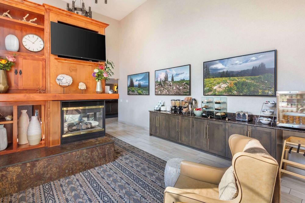 BEST WESTERN Holiday Hills 3