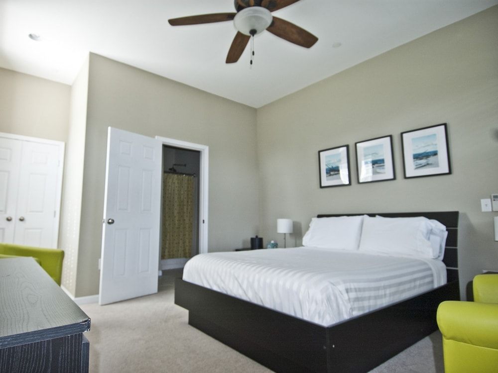 Haven Point Inn and Gallery 3