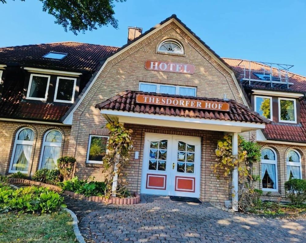 Hotel Thesdorfer Hof -1 estrelas em Pinneberg