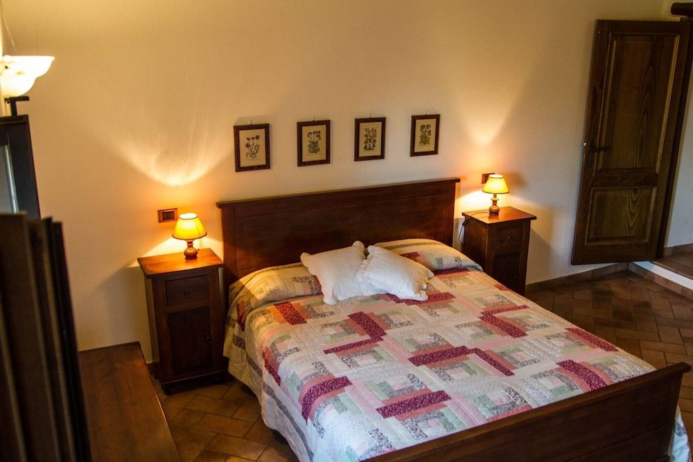 Podere Le Rote Private Farmhouse 3