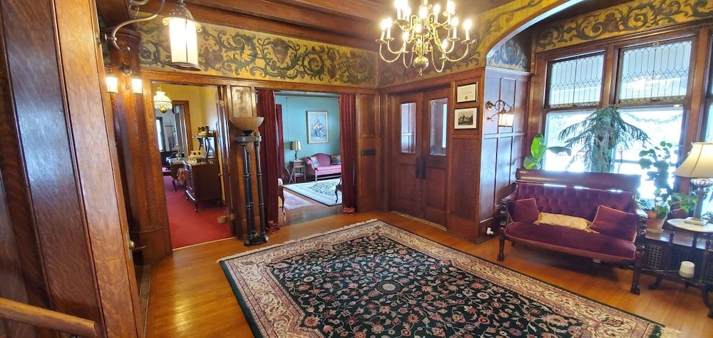 Saravilla Bed and Breakfast 2