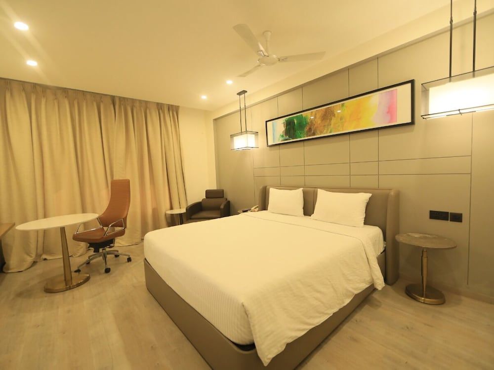 D.R Utthama Nellore AM Hotel Kollection 3