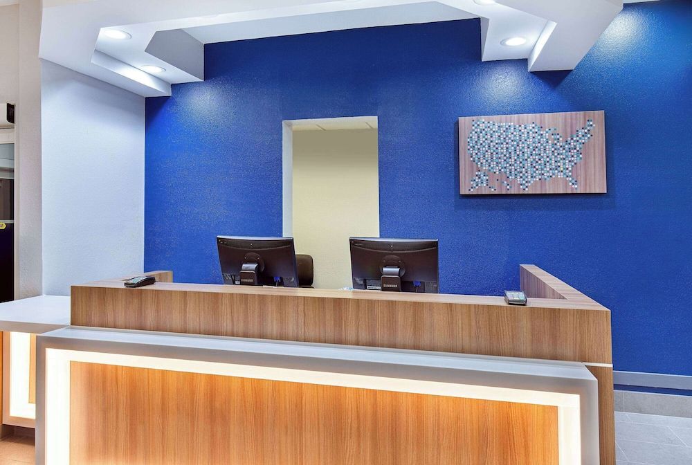Microtel Inn & Suites by Wyndham Opelika 2