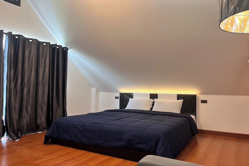 Rayearth The Villa 2