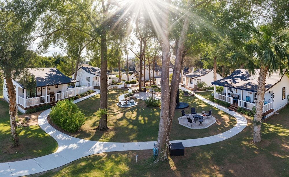 Alling House -1 estrellas en Orange City