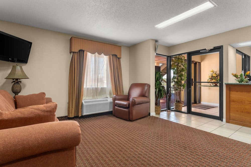 Americas Best Value Inn Montezuma 3