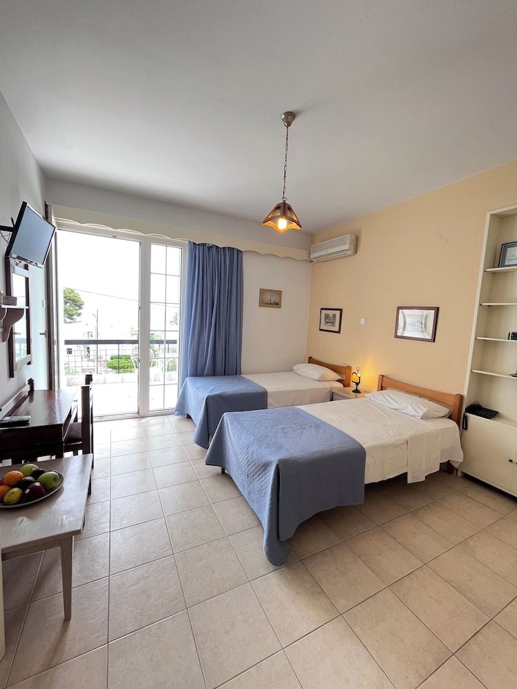 Hotel Elena 3