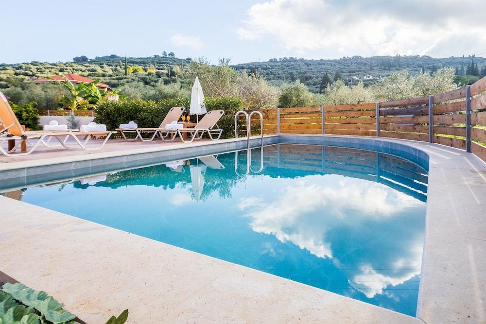 Villa Mazzeto Casa Alonia -1 estrellas en Áno Yerakaríon
