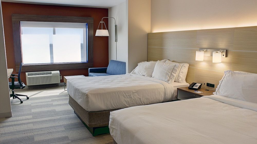 Holiday Inn Express & Suites Spencer by IHG 3