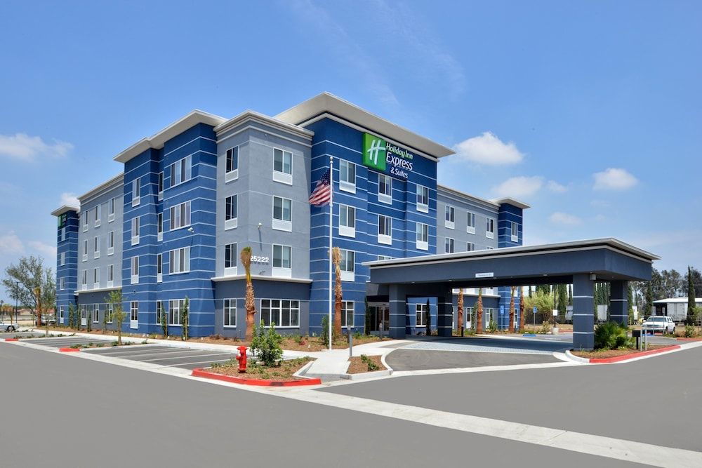 Holiday Inn Express & Suites Loma Linda- San Bernardino S by IHG 2 estrellas en Loma Linda
