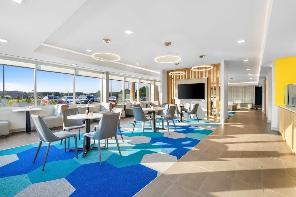 Microtel Inn & Suites by Wyndham Prattville Montgomery 3