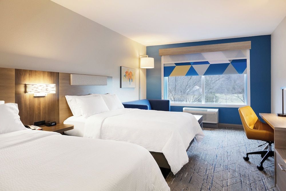 Holiday Inn Express & Suites Stevensville Benton Harbor by IHG 3