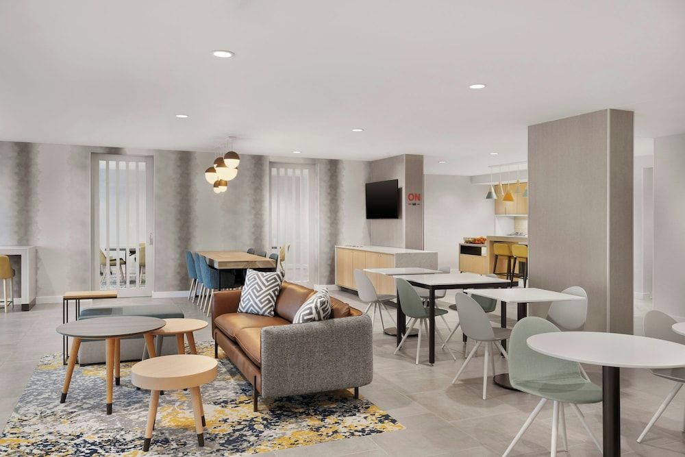 Towneplace Suites By Marriott Crown Point 2