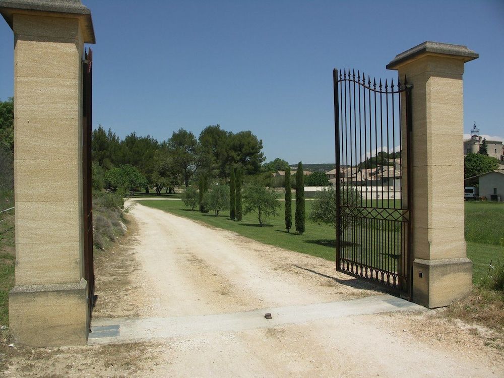 Domaine Saint Martin 1 estrellas en Valliguières