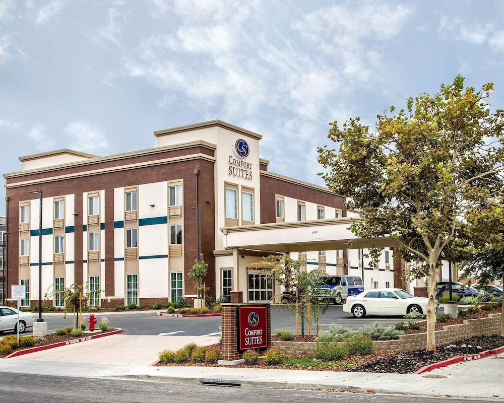 Comfort Suites Woodland - Sacramento Airport 2 estrelas em Woodland