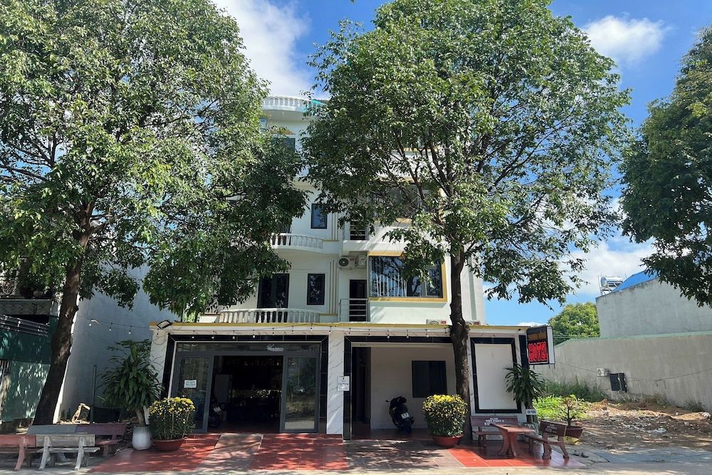 Thanh Hang Hotel 1 estrellas en Ấp Bàu Bàng