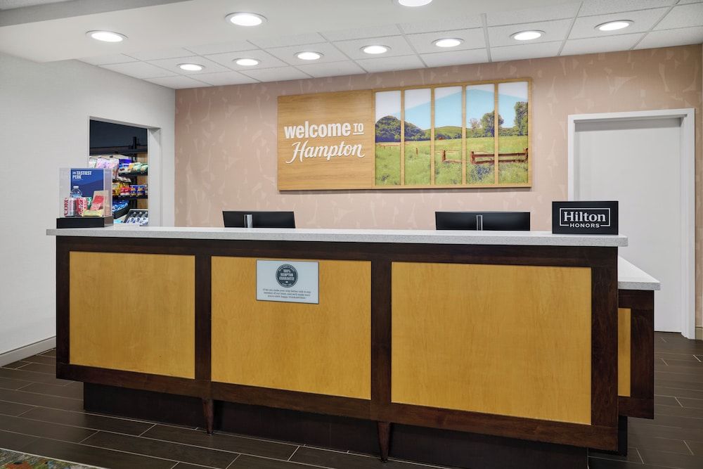 Hampton Inn Poplar Bluff 2