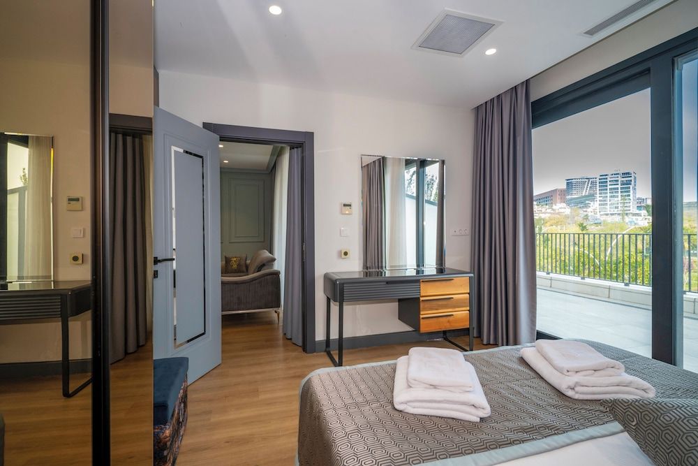 Rusel Park Residence 2