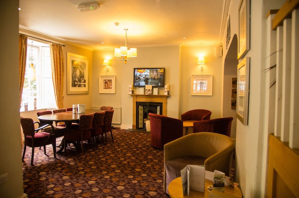 The Grove Hotel 2