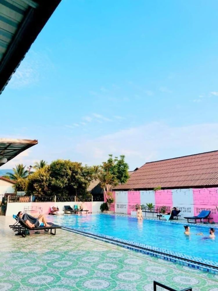 Khampaseuth Hotel 4 estrellas en Vang Vieng