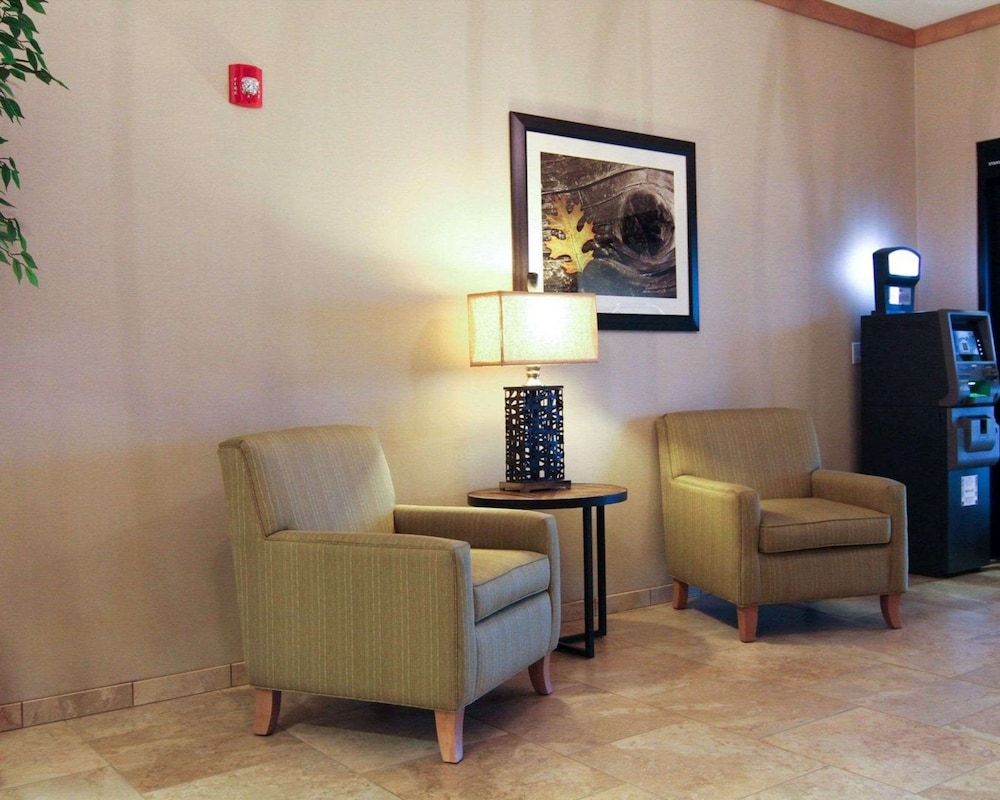 MainStay Suites Tioga 3
