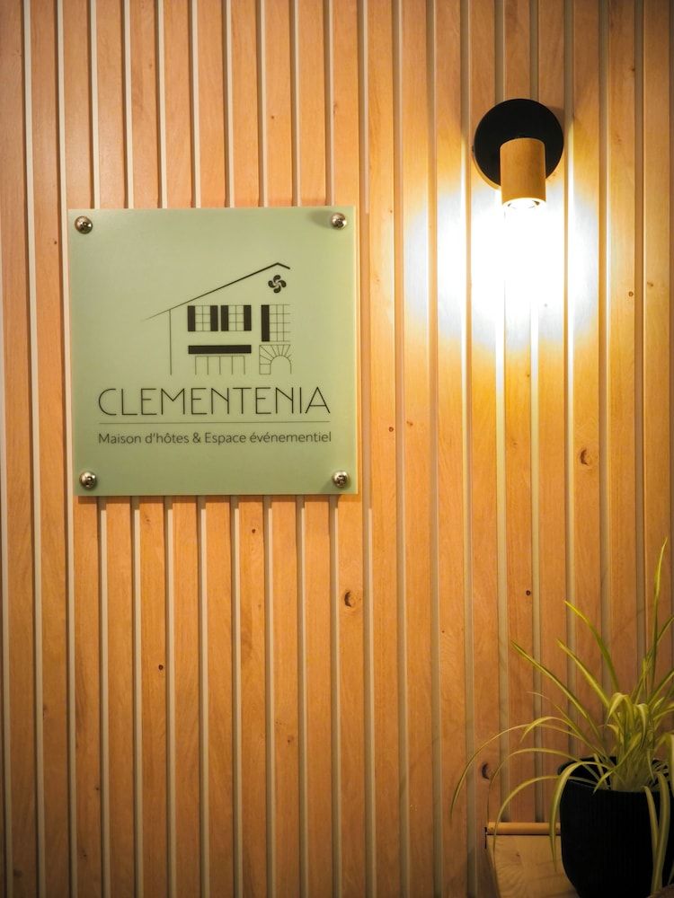 Clementenia 2