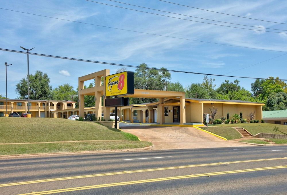 Super 8 by Wyndham Palestine 2 estrelas em Palestine