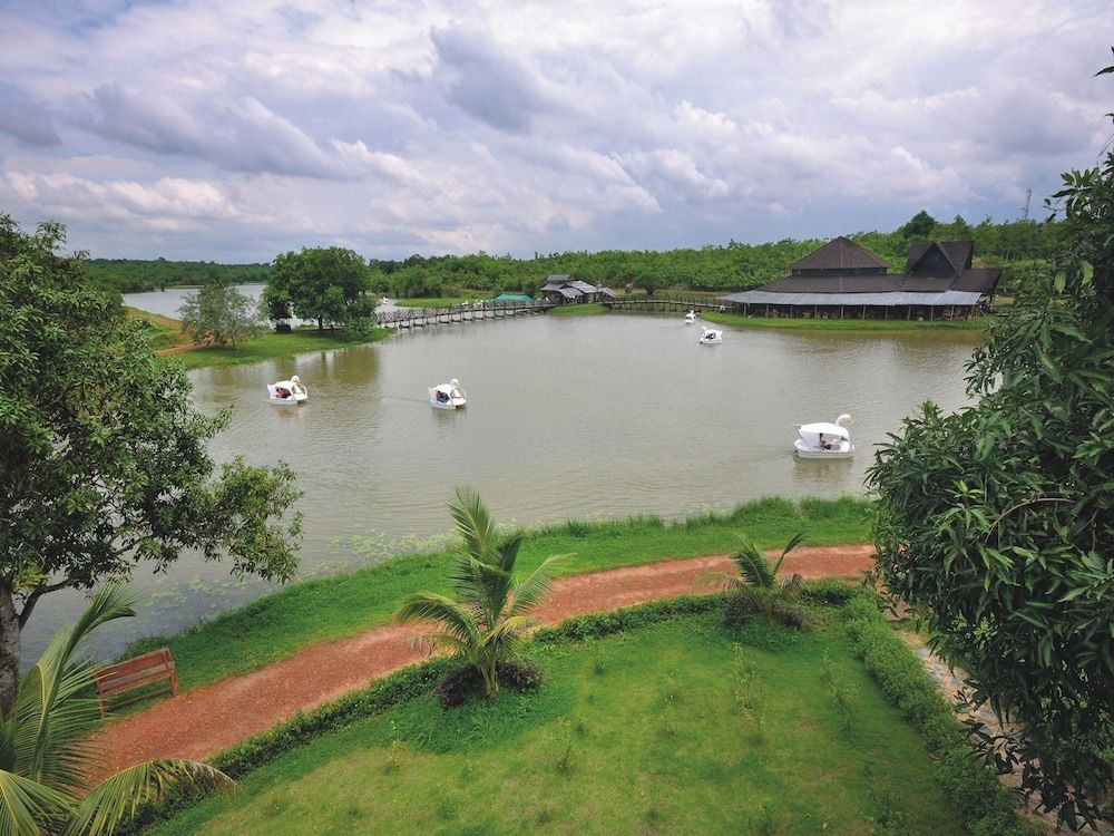 KMA Shwe Pyi Bago Resort 3 estrellas en Bago