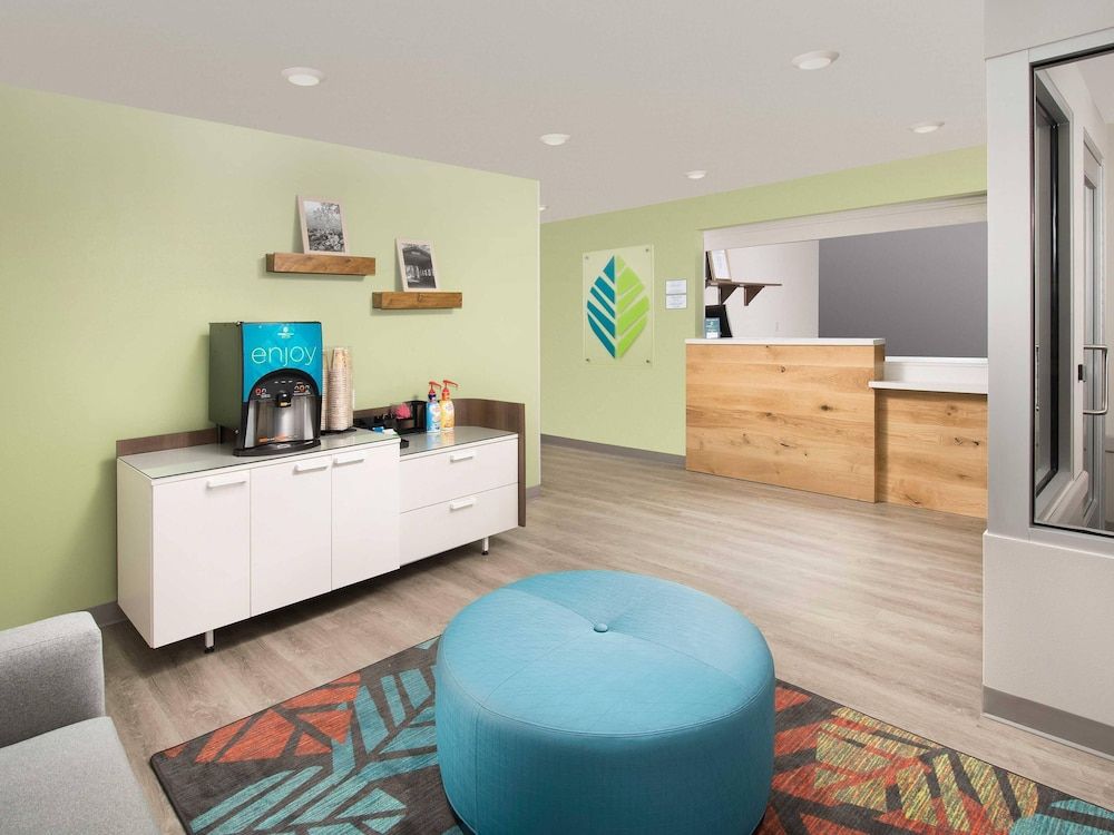 WoodSpring Suites Buford near Mall of Georgia-Lake Lanier 3