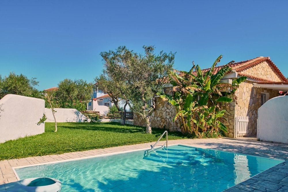 Villa Hera Periyali 3