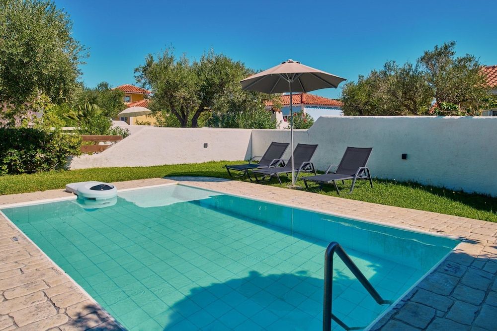 Villa Nefeli Periyali 3