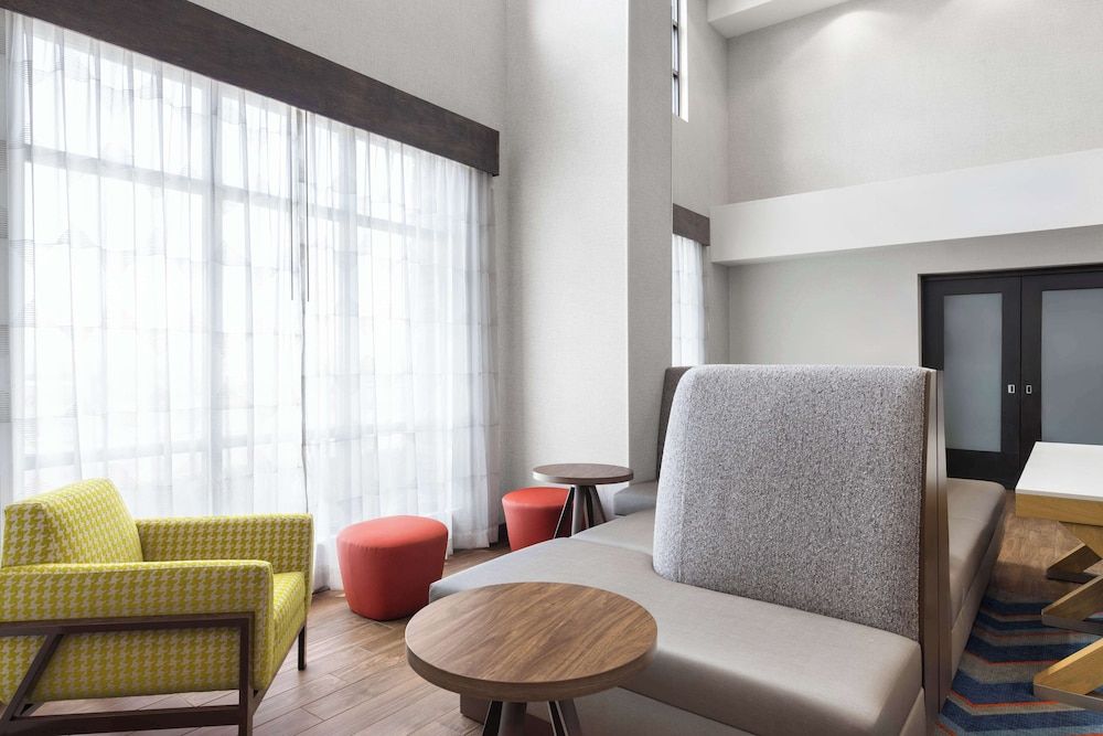 Hampton Inn & Suites Douglas 2
