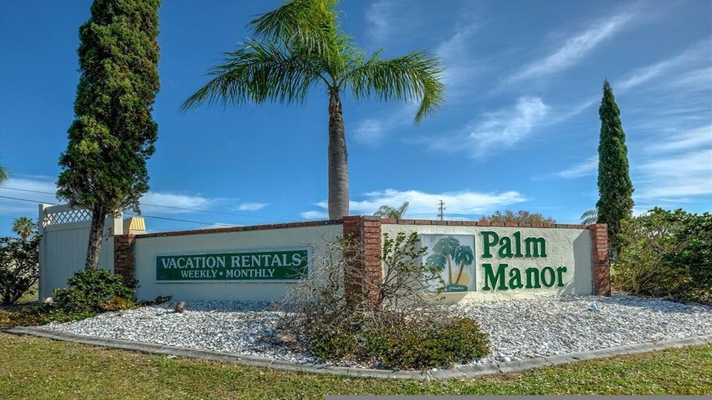 Palm Manor Resort - Unit 6-203 2